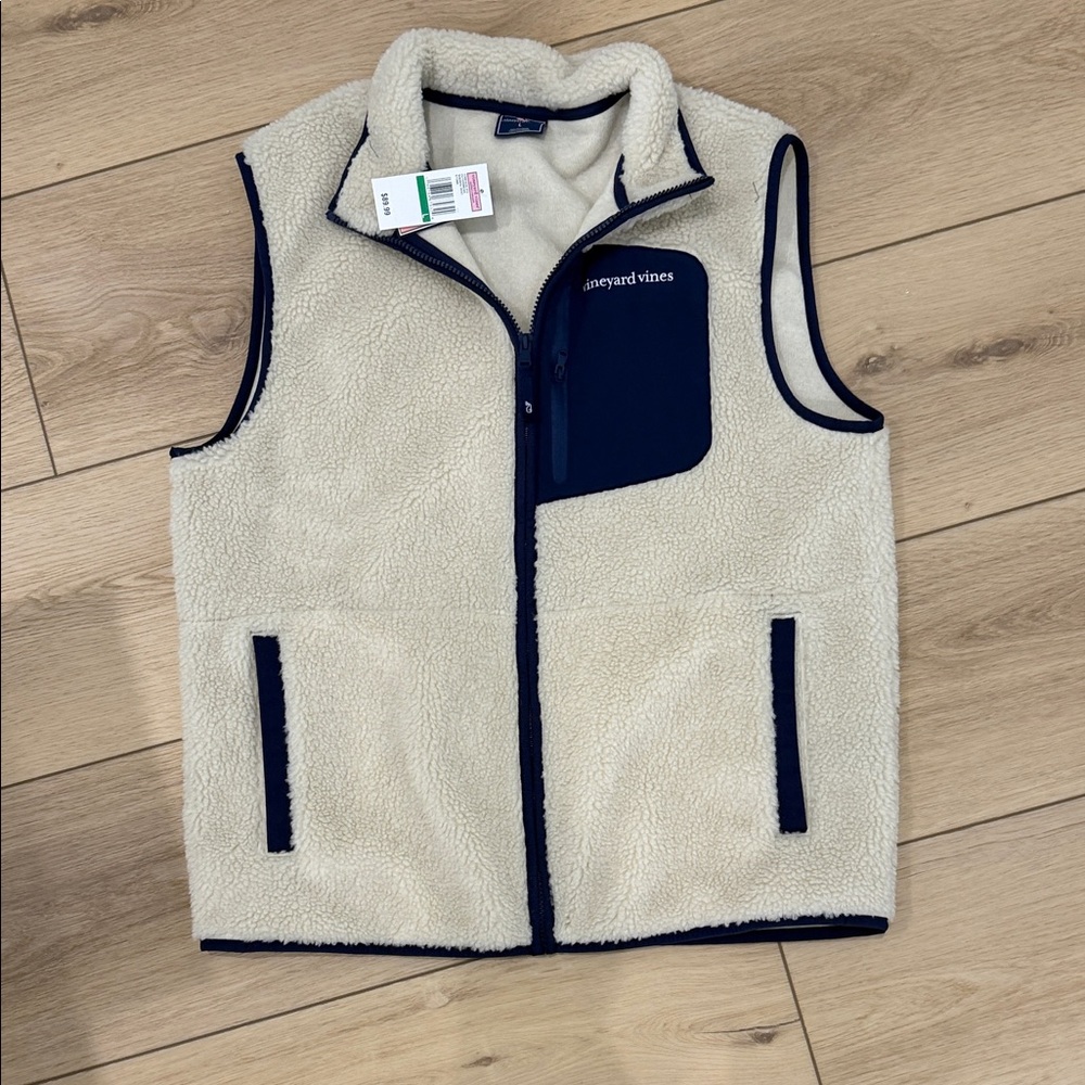 Vineyard Vines  Cream and Blue Fleece Vest